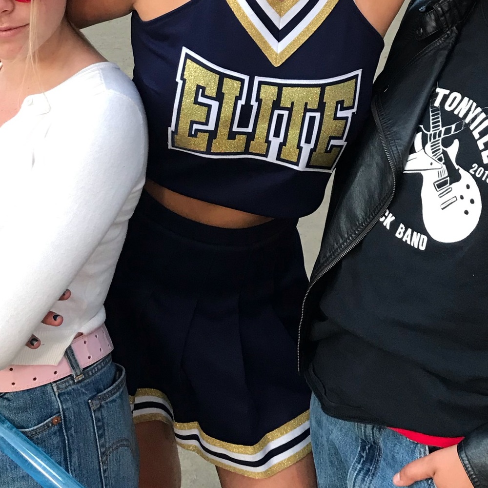 Cheer outfit